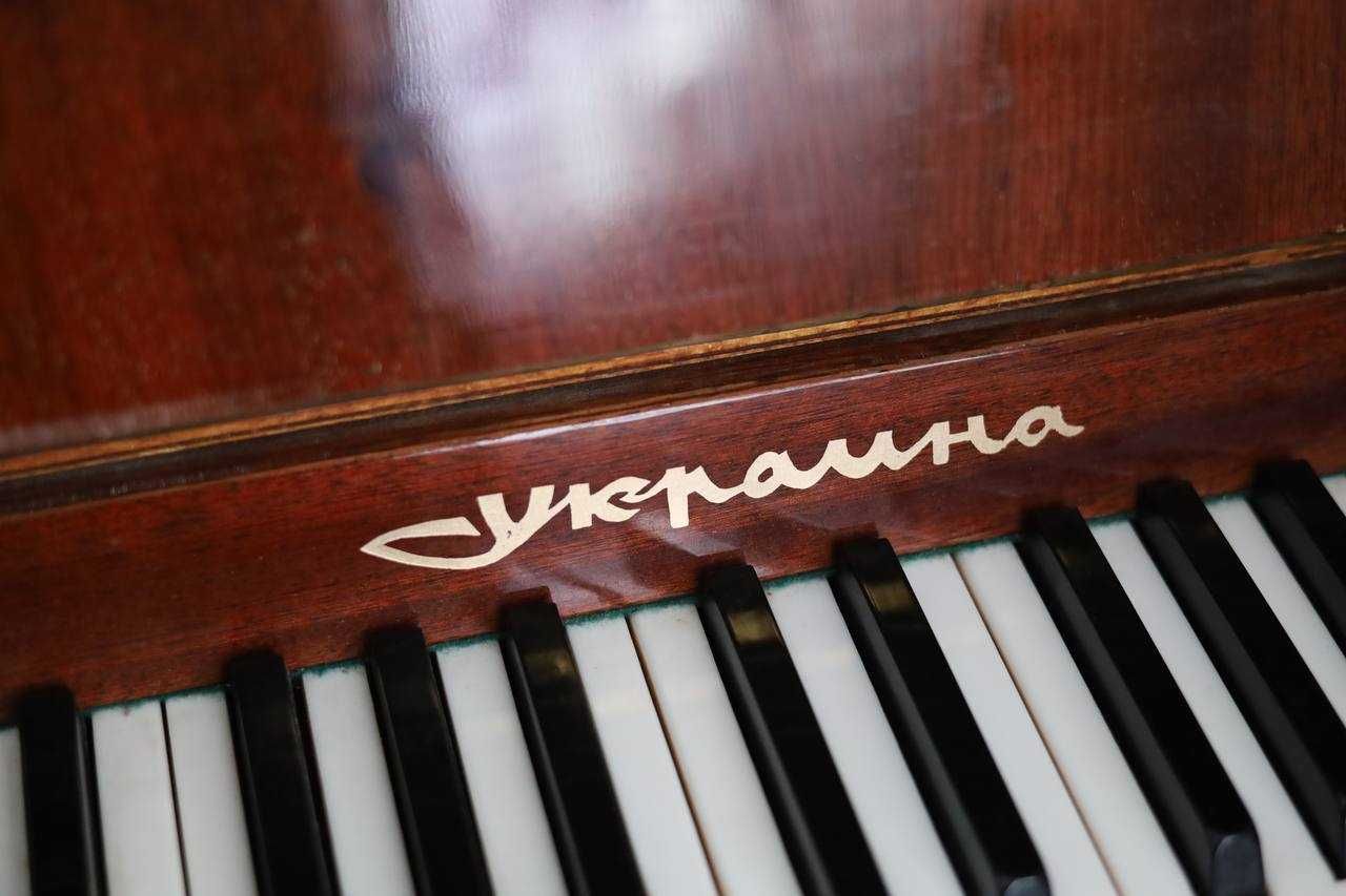 Продам піаніно Україна б/у в чудовому стані