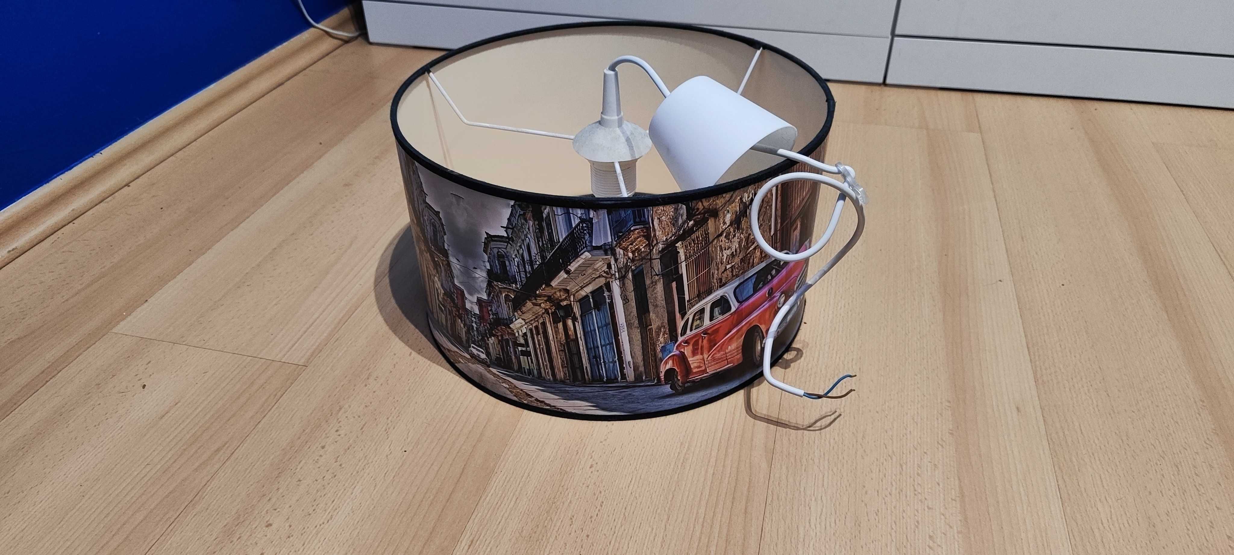 Lampa wisząca młodzieżowa
