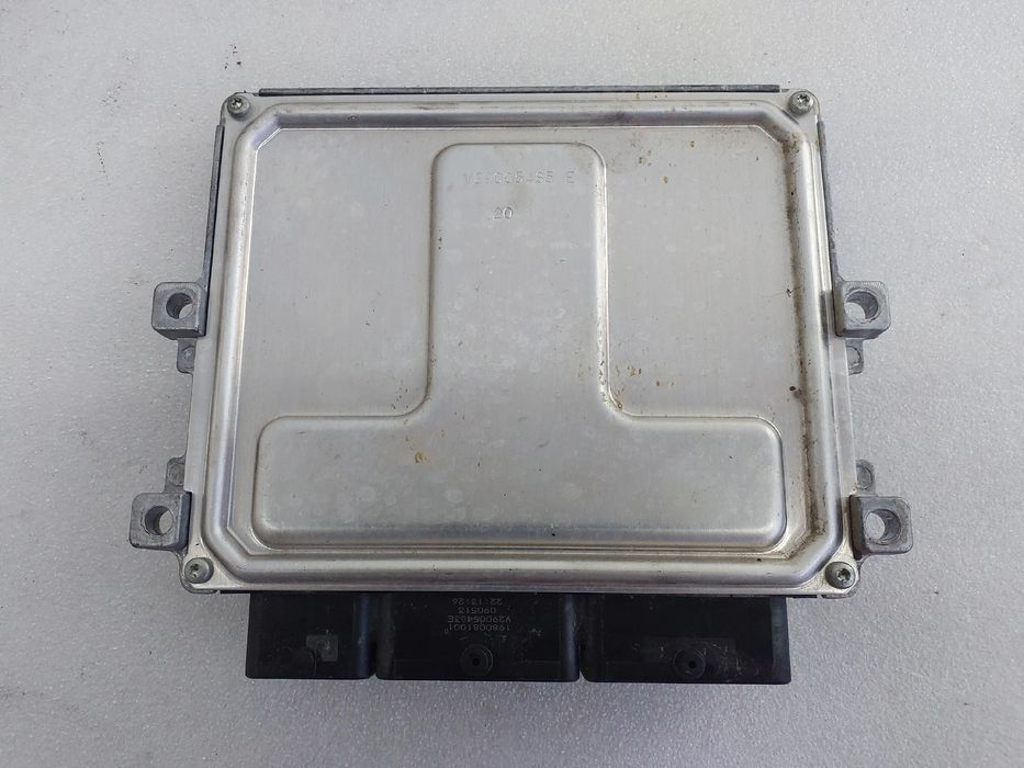 Centralina motor / ECU RENAULT Clio IV (BH_)