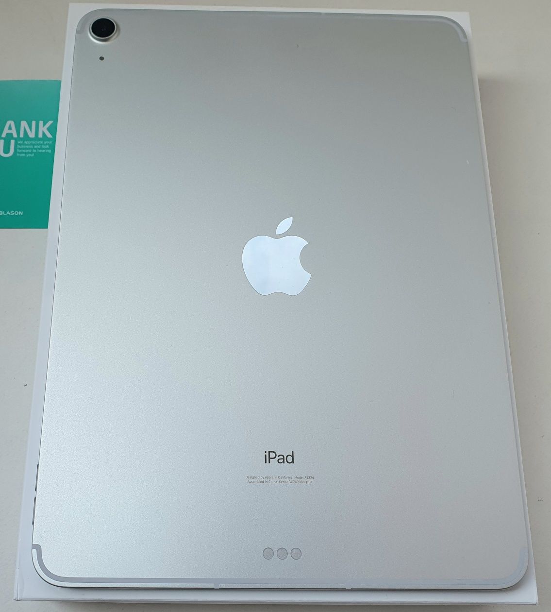 iPad Air 4 256GB 4g LTE A2324 Silver SN цілий робочій подарунок!