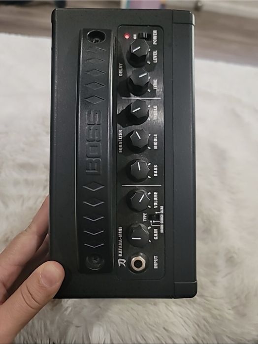 Amplificador Boss Katana Mini, como novo!