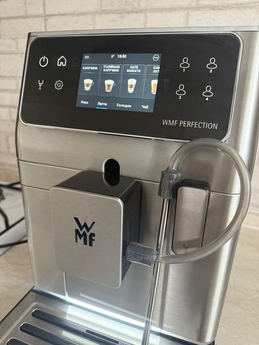 Кавомашина WMF Perfection 680 CP856D15
