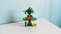 Lego MOC domek na drzewie