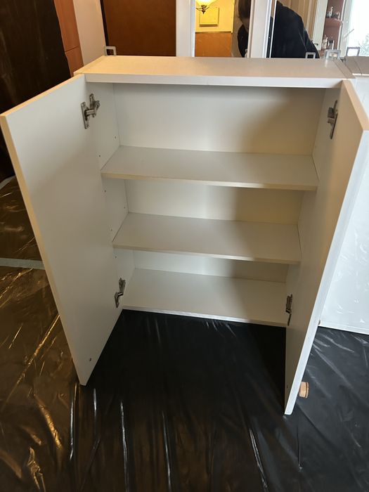 Zestaw dwie szafki łazienkowe wiszące biały połysk