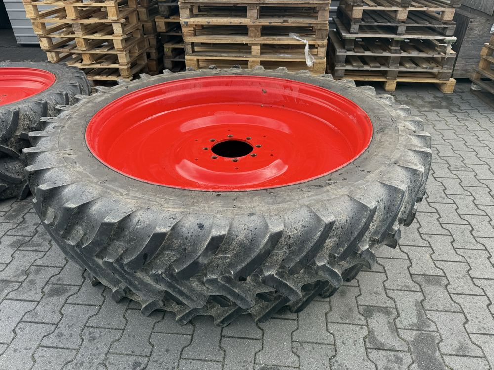 Koła wąskie uprawowe 300/95R50 + 270/95R36 FENDT 415 rozstaw 180cm