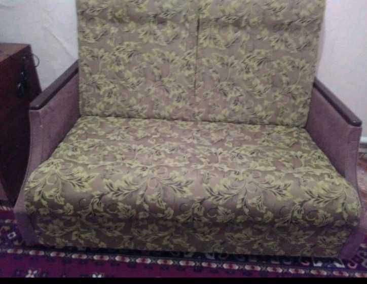 Продам диван Малютка