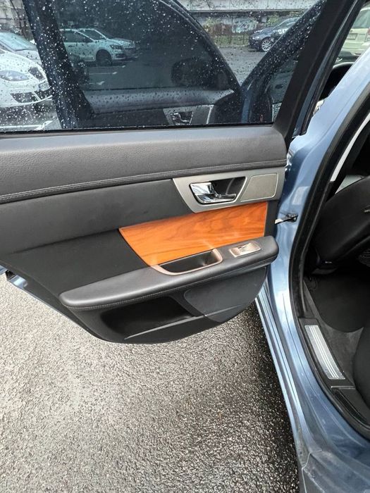 Продам терміново jaguar XF 3,0 148к пробігу