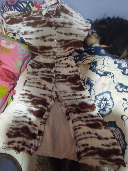 Conjunto de camisa e calça