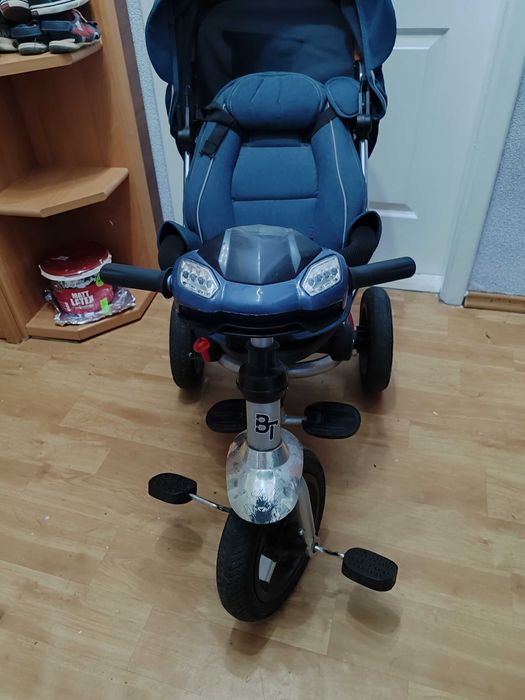 Детский велосипед с родительской ручкой