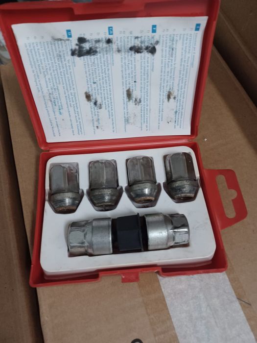 Jantes OZ 18" como Novas + Porcas Segurança