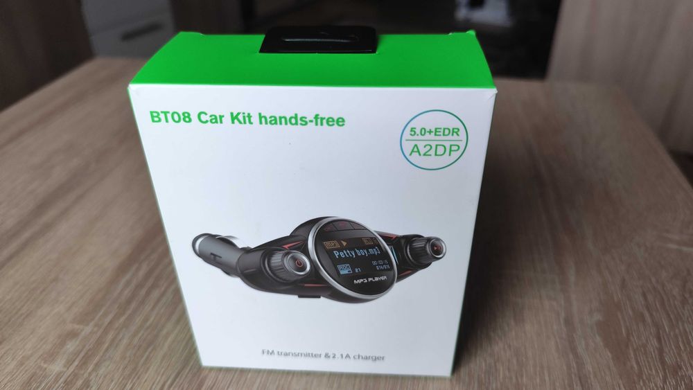 Transmiter FM Bluetooth BT08 – jak nowy, komplet!