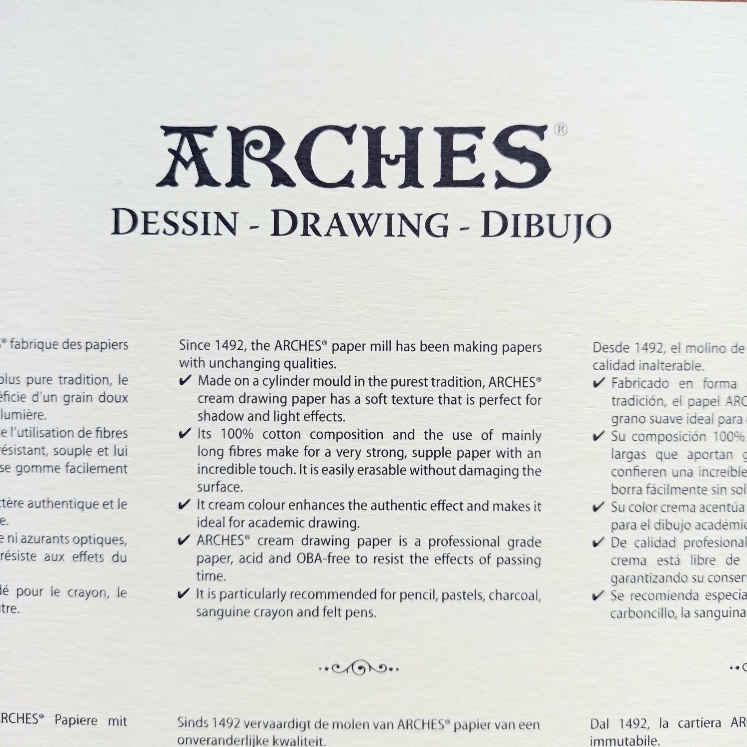 Blok rysunkowy Arches Dessin Drawing (Creme 200 gsm)