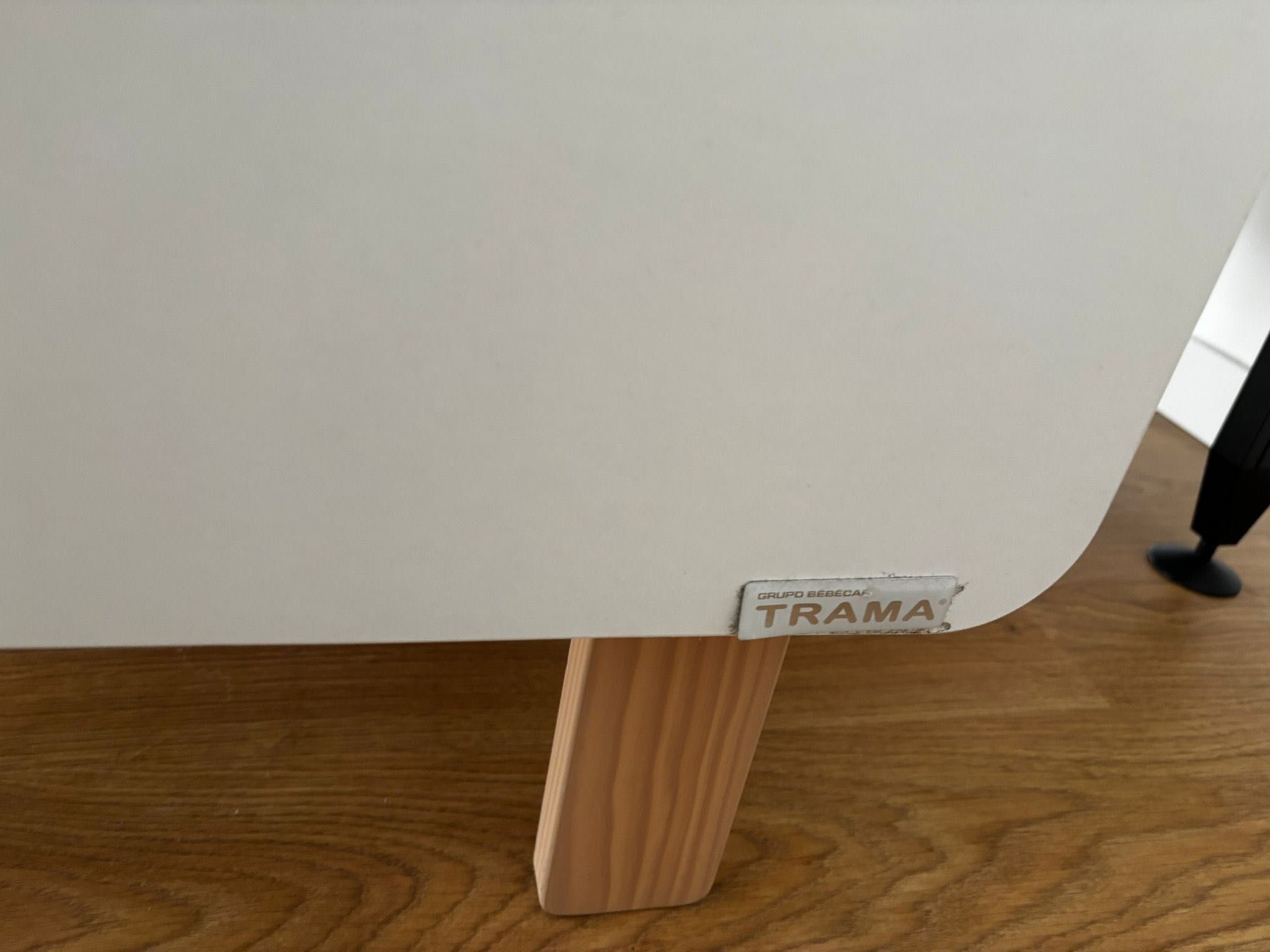 Berço da trama com colchão