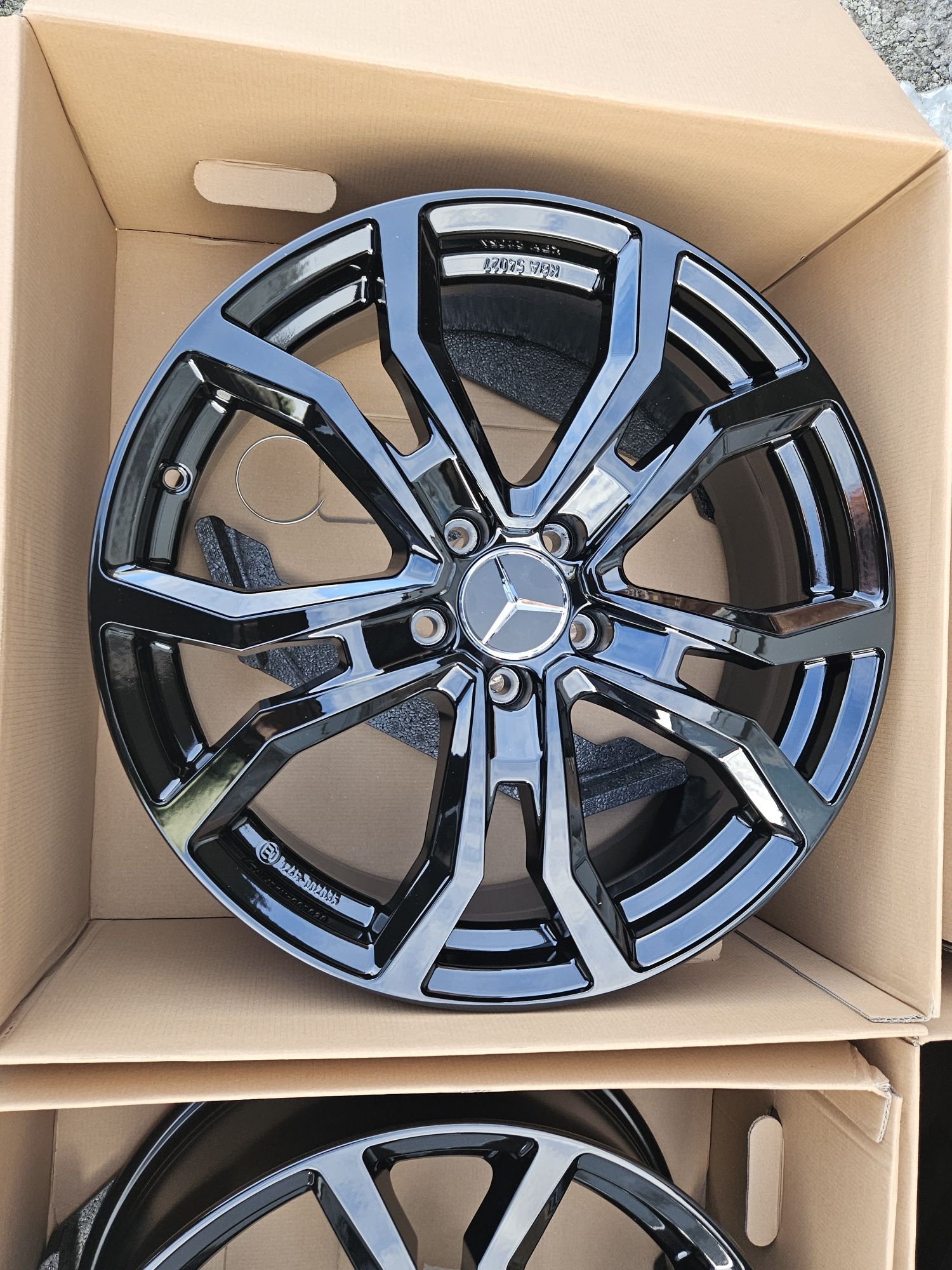 Felgi aluminiowe 5x112 8jet 30 19" mercedes glc