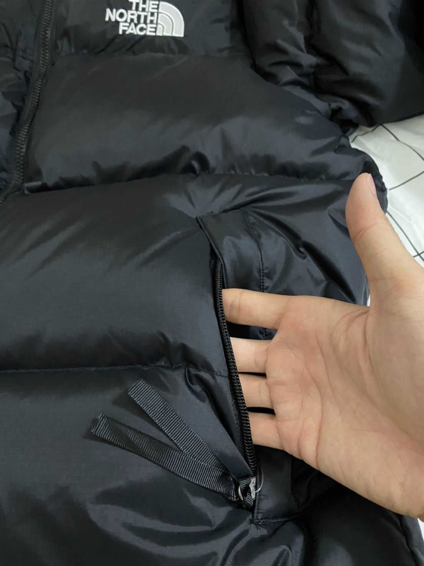 1996 Retro Nuptse 700 Fill Packable Jacket Recycled Black XS