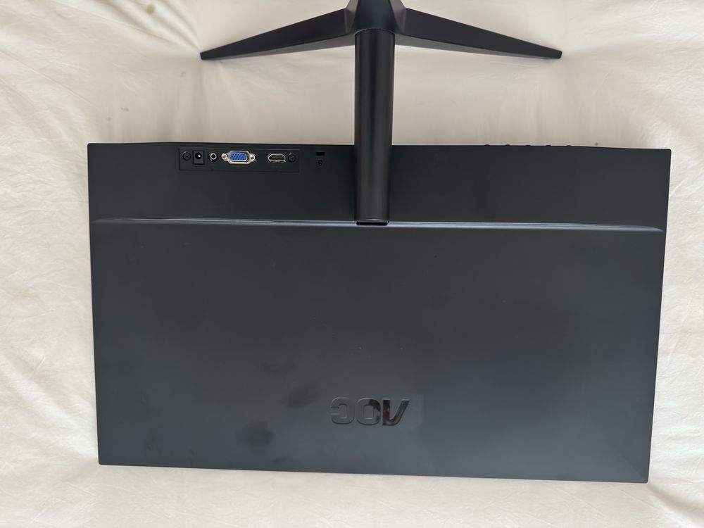 Monitor PC AOC 23”