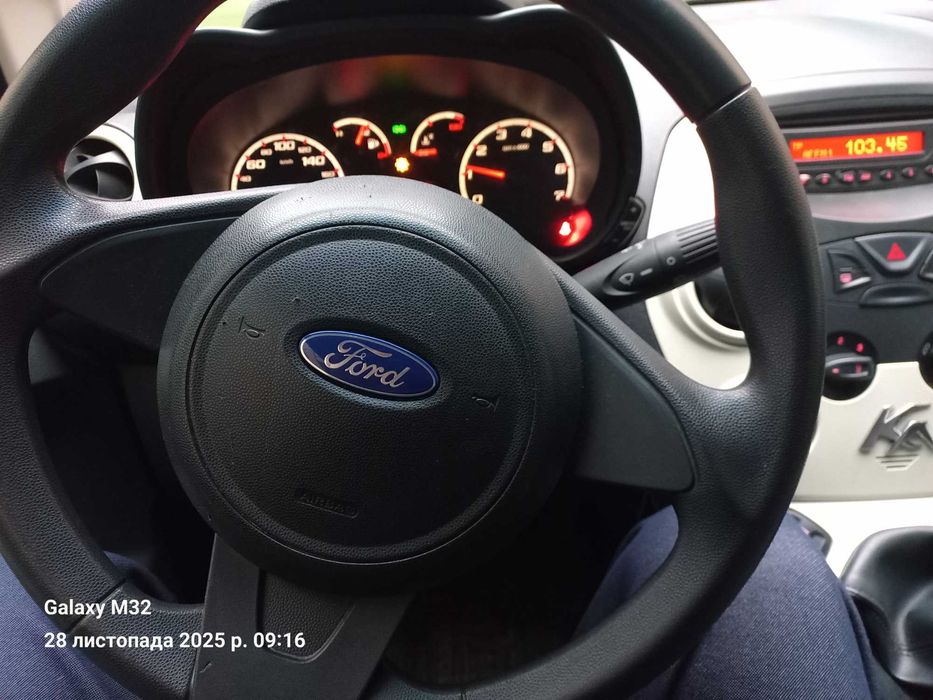 Продаю авто Ford Ka