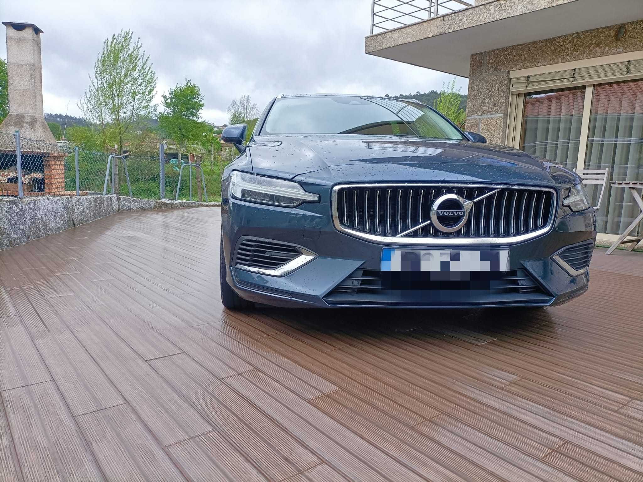 Volvo V60 T8 PHEV Inscription 390 cv