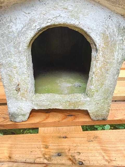 Casota para Cães pequenos ou Gatos  em Cimento