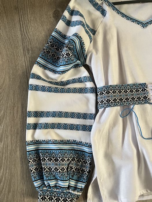 Вишиванка лляна біла