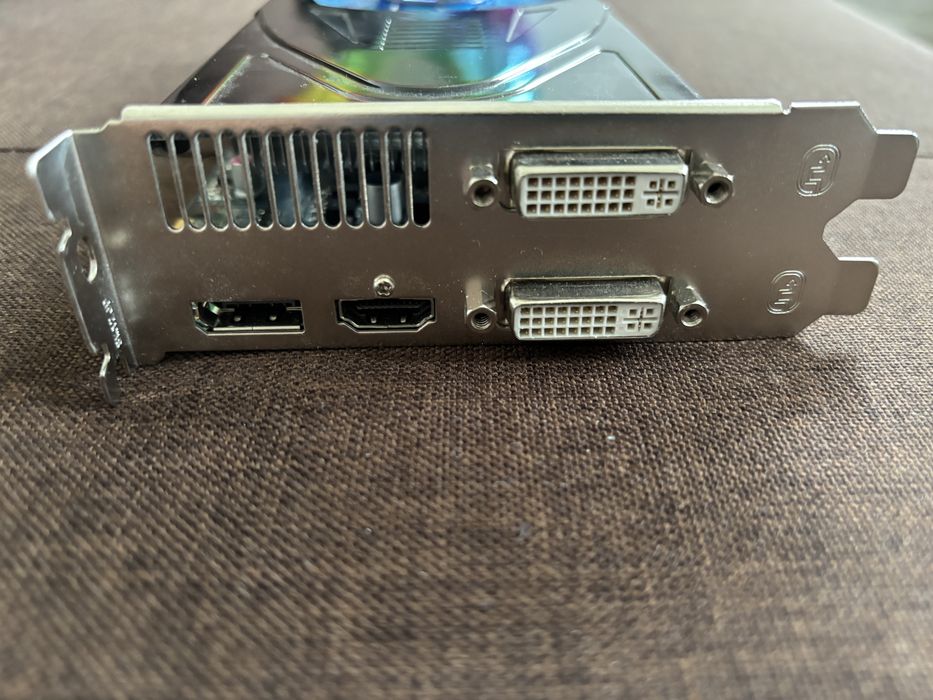 Karta graficzna HIS Radeon HD 5770 Fan 1GB (128bit) GDDR5