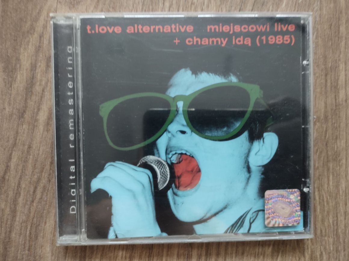 T. Love Alternative Miejscowi Live / Chamy idą
