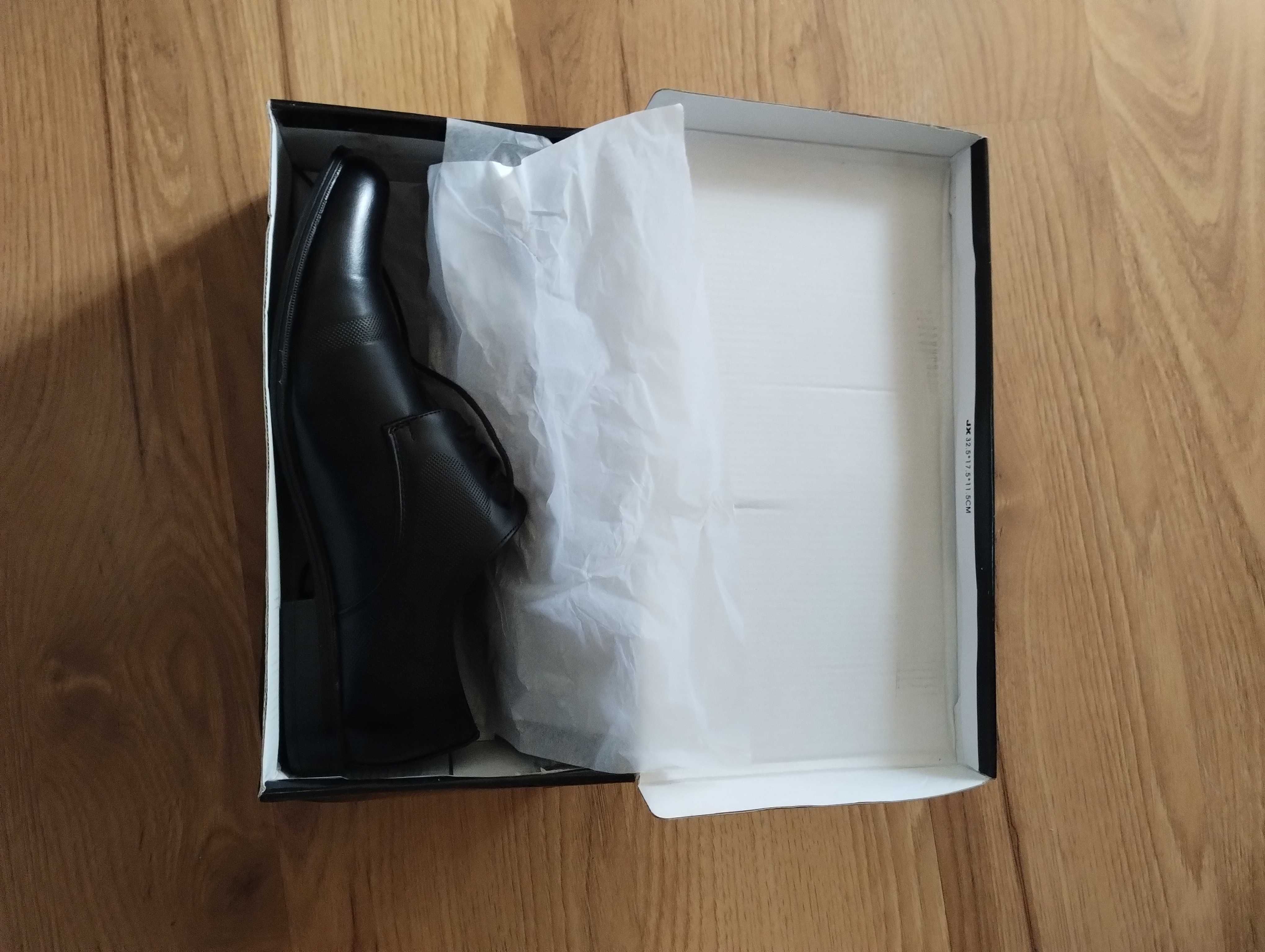 Buty wizytowe męskie elegancie wygodne półbuty rozmiar 45 czarny