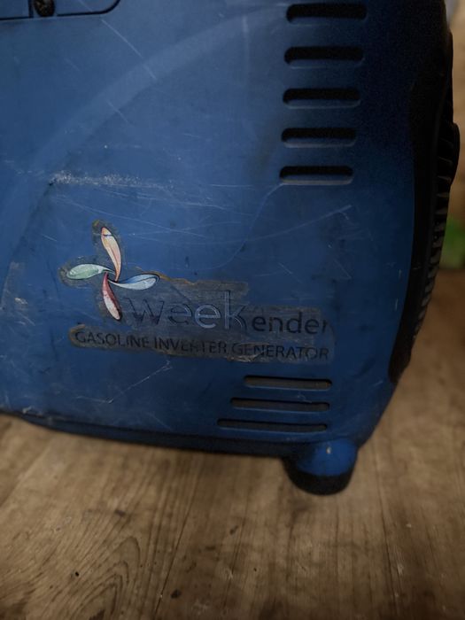 Інверторний генератор Weekender 2500i