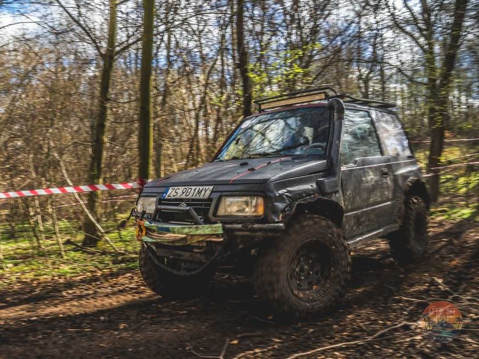 Suzuki Vitara off-road 1.9 TDI 2 blokady
