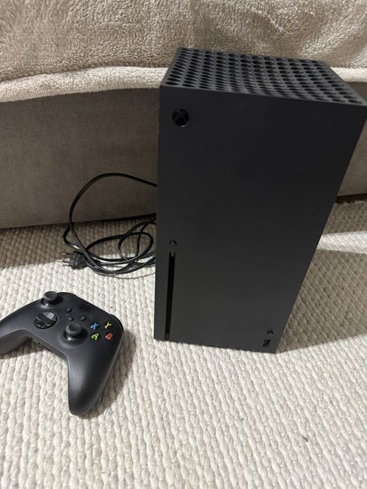 Xbox seria X konsola i pad