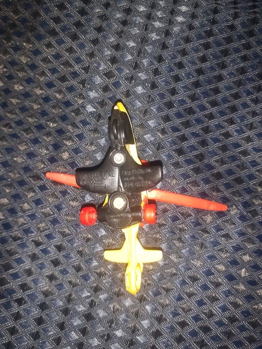 Винтажный 2006 Спасательный жёлтый вертолёт Hot Wheels Sky Knife