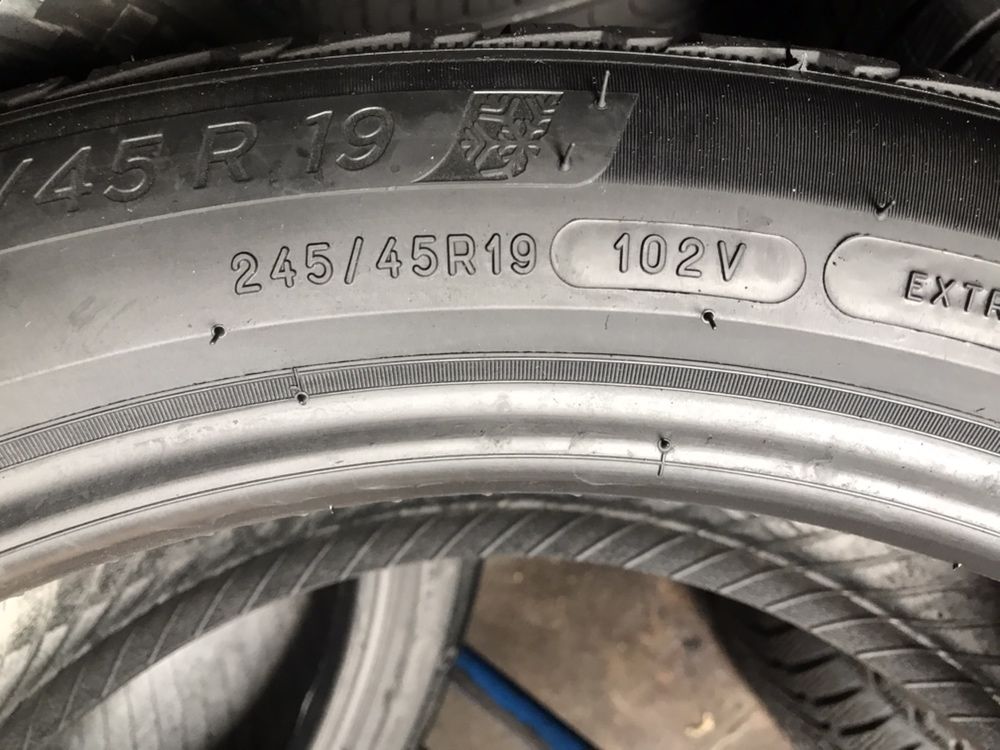 245/45/19 R19 Michelin Pilot Alpin 5 4шт новые зима