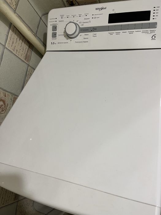Продам стиральную машину Whirlpool