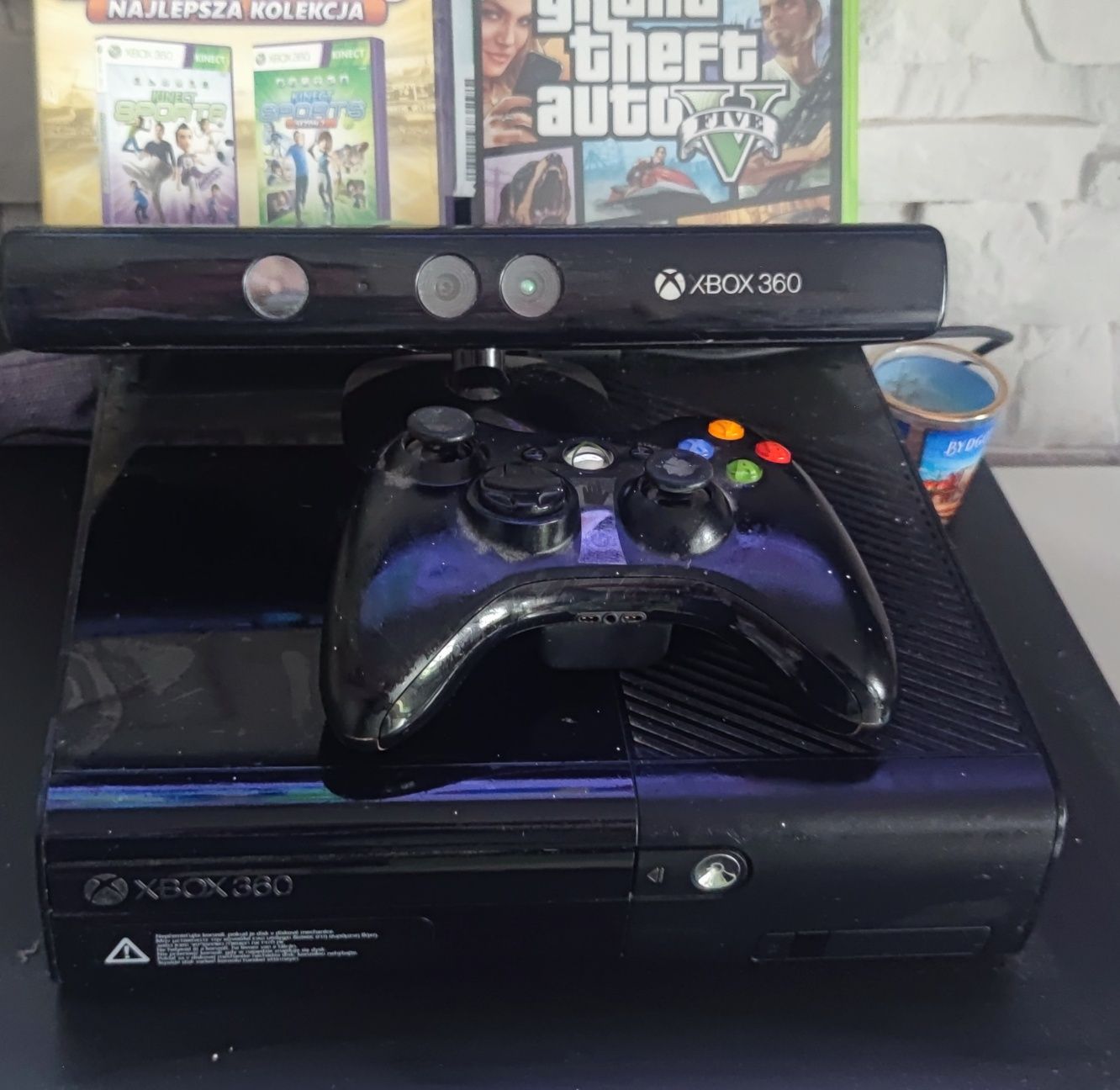 Konsola Xbox 360 kinekt 1 pad GTA v