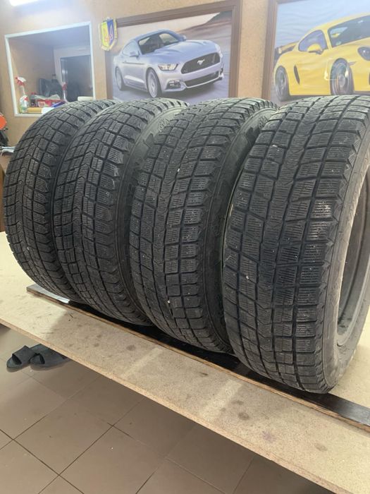 Диски з Зимовою Резиною r16 5x114.3  215/65/R16
