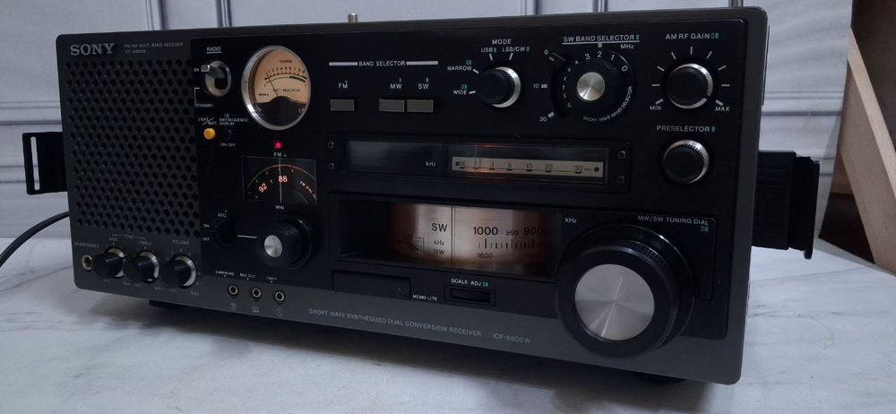 Радіоприймач Sony icf 6800w