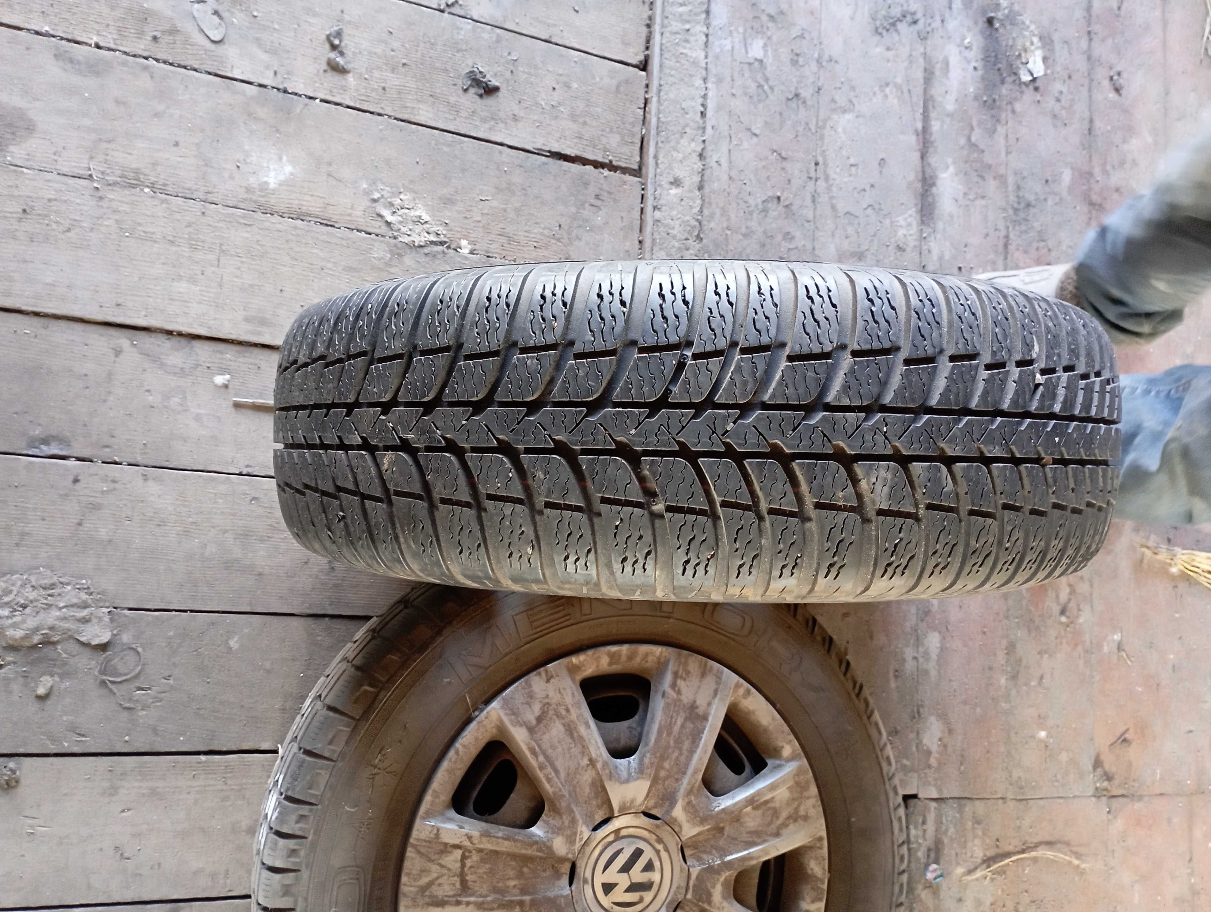 Шины зимние 175/70 R14 KUMHO