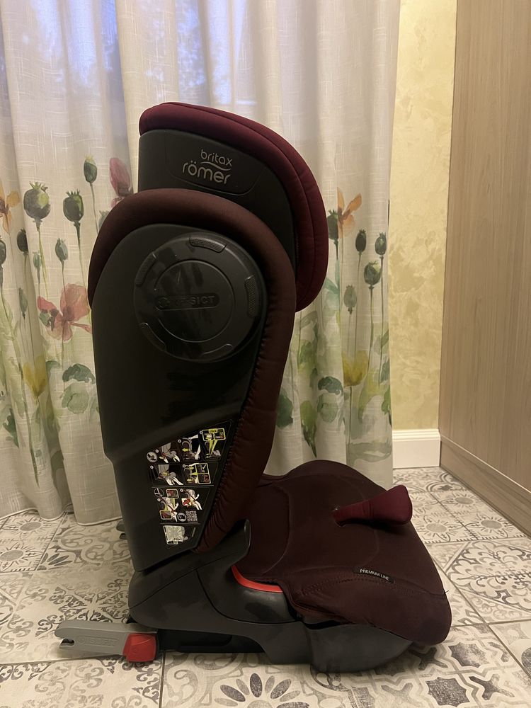 Britax romer KIDFIX III M
