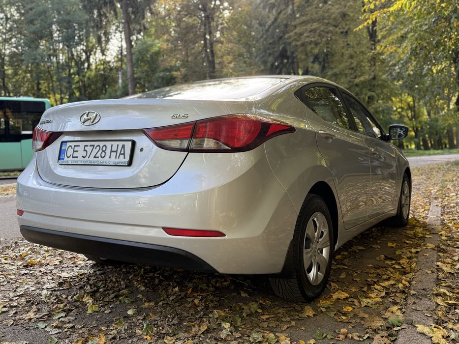 Hyundai  Elantra GLS