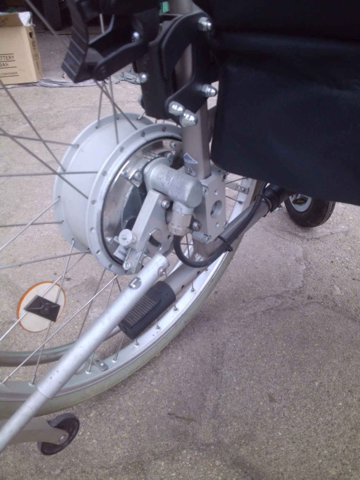 Wózek inwalidzki ręczny zamiana na elektryczny Mobilny