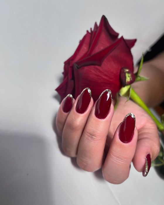 Манікюр та педикюр