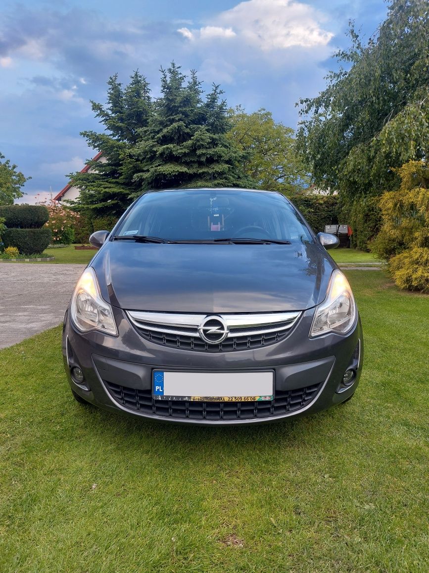 Opel corsa D  2011r