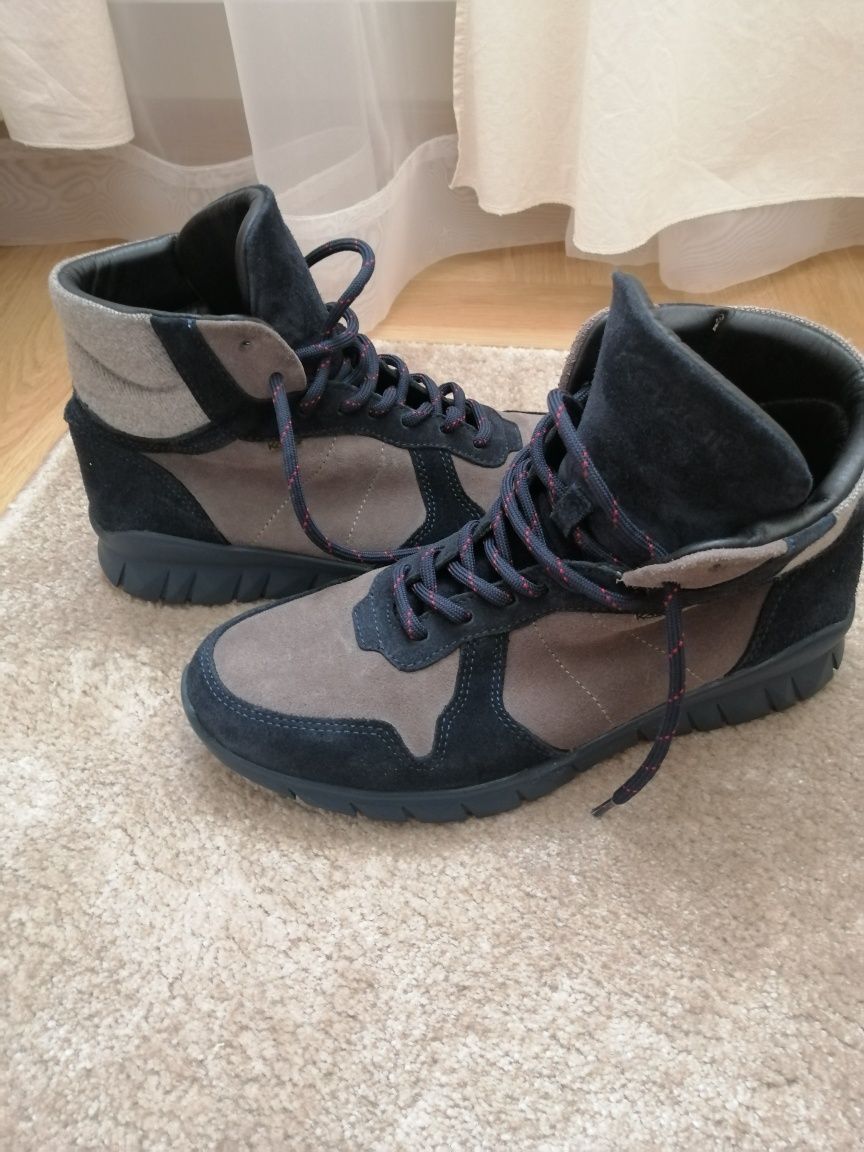 Buty skórzane męskie Kazar w rozmiarze 41