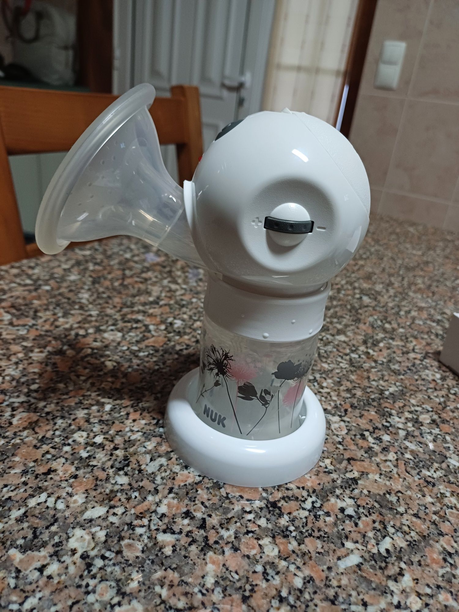 Máquina de extração de leite materno NUK