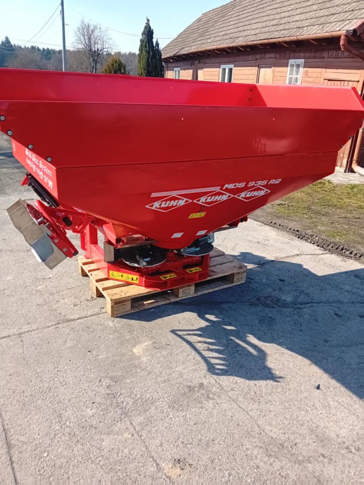 Sprzedam Rozsiewacz Kuhn Mds 935R2 Z limiterem