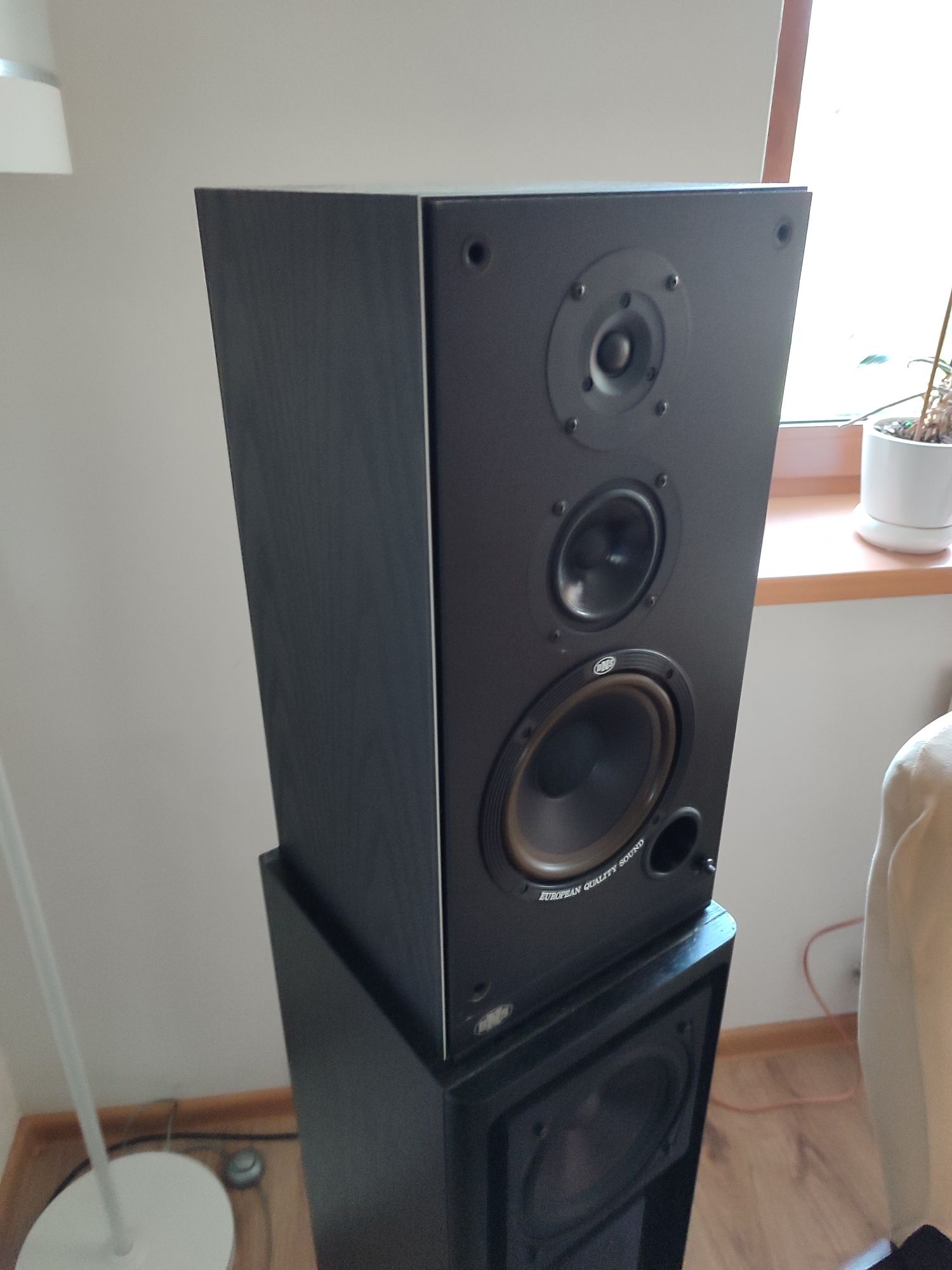 Kolumny podstawkowe BNS E-34 Vifa
