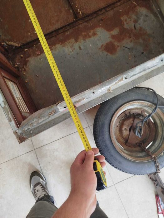 Reboque para automóveis usado