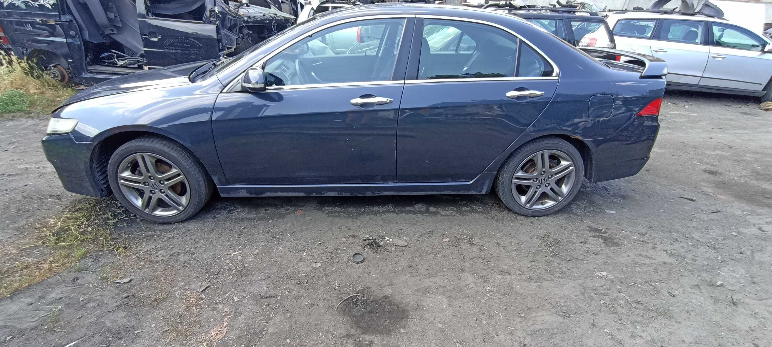 Honda Accord CL7 03 -08 r K20A6 lift lak NH658P samochód na części