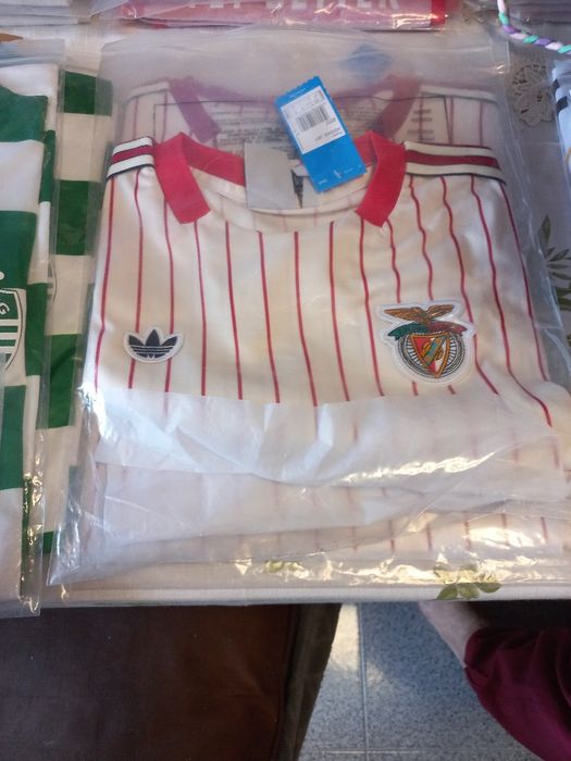 Varias tisherts,dos vossos clubes,