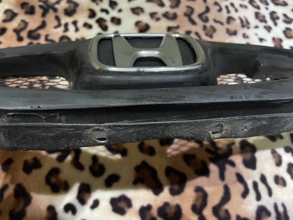 Решетка радиатора Honda Civic 5d